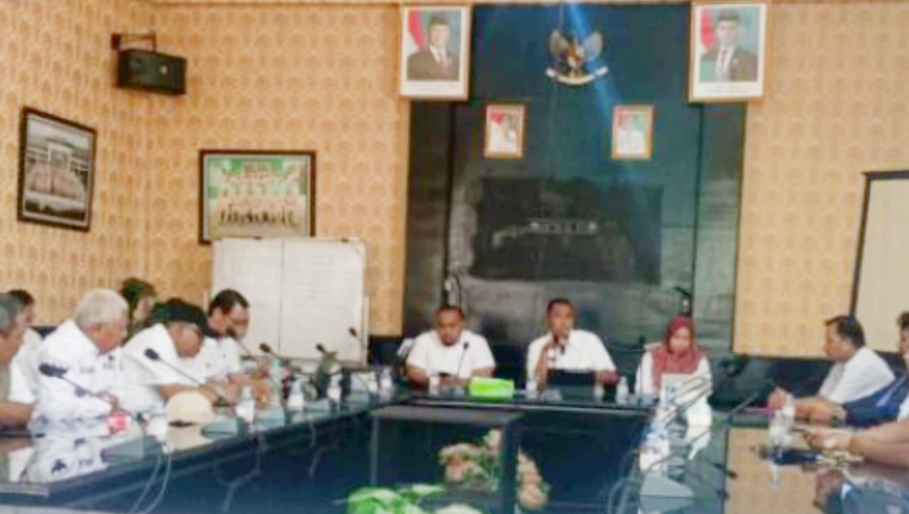 Polemik Pembangunan Dapur MBG di Telukjambe Timur Tanpa Ada Koordinasi, Kades Jujun Ungkap Main Serobot