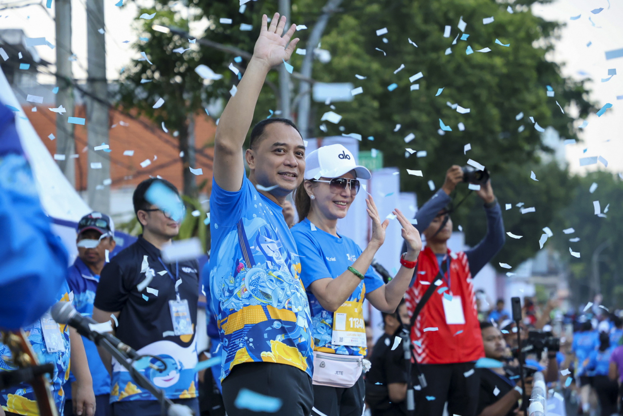 ISOPLUS MARATHON 2025: 9.000 Pelari Ramaikan Kota Surabaya 