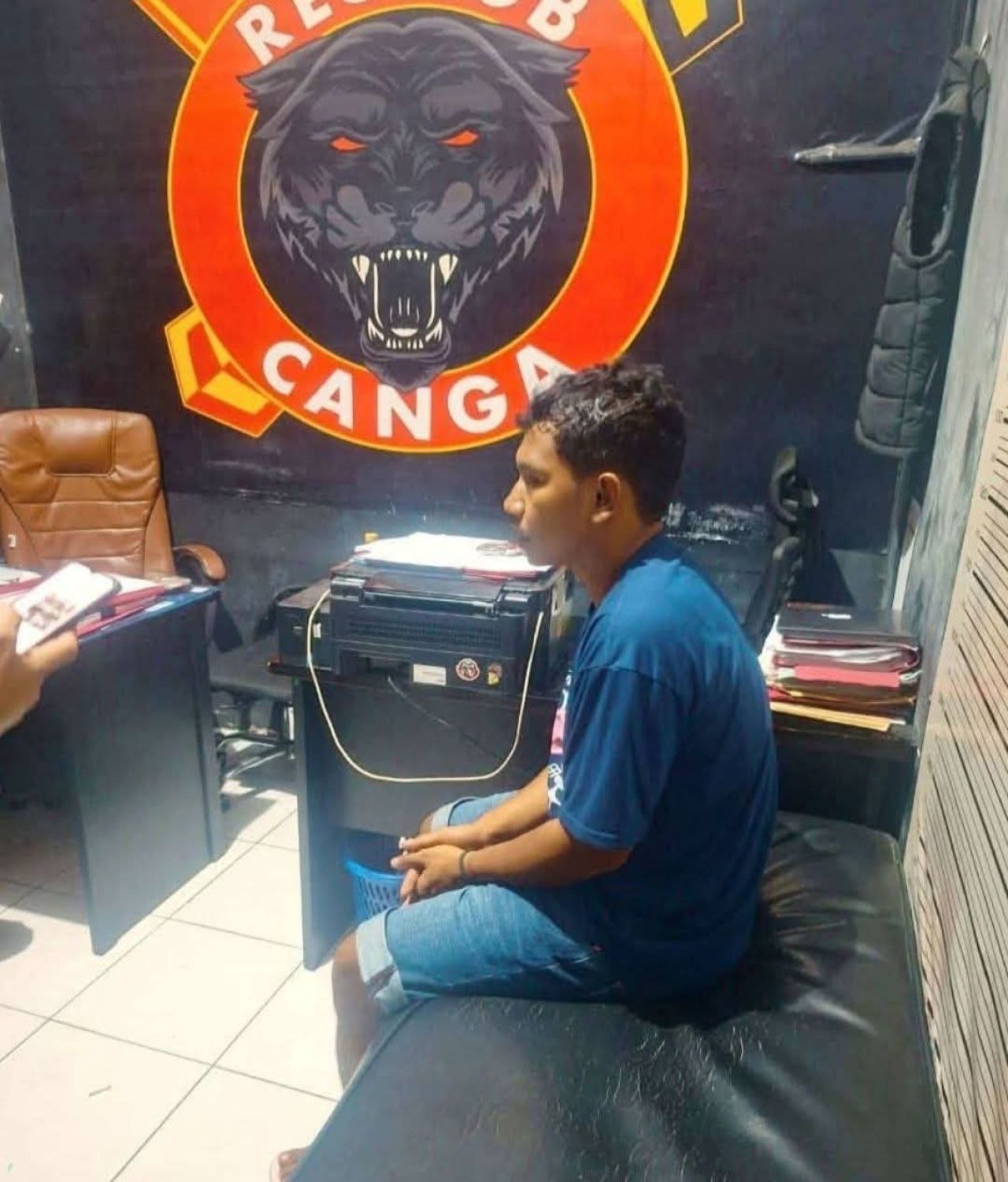 Foto : Pelaku saat di amankan oleh Resmob