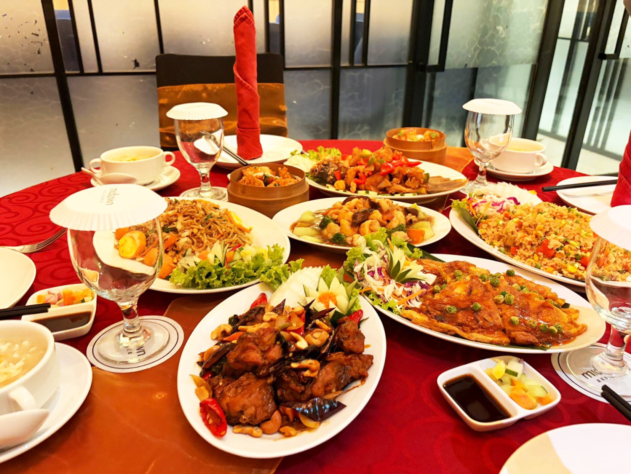Bersiaplah Imlek Hoki Febuari 2026 di Midtown Residence Surabaya, Buffet Dinner Special "Ember of Prosperity"