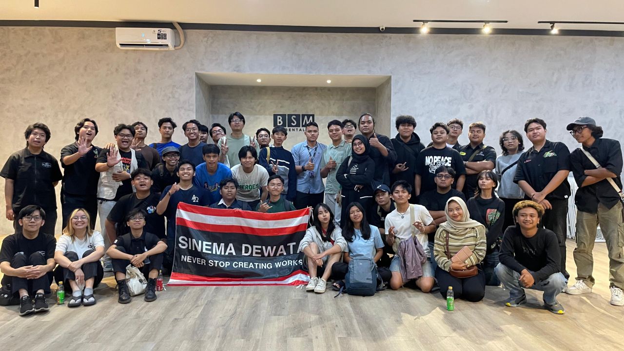 Foto : Berbagai komunitas film Surabaya bali