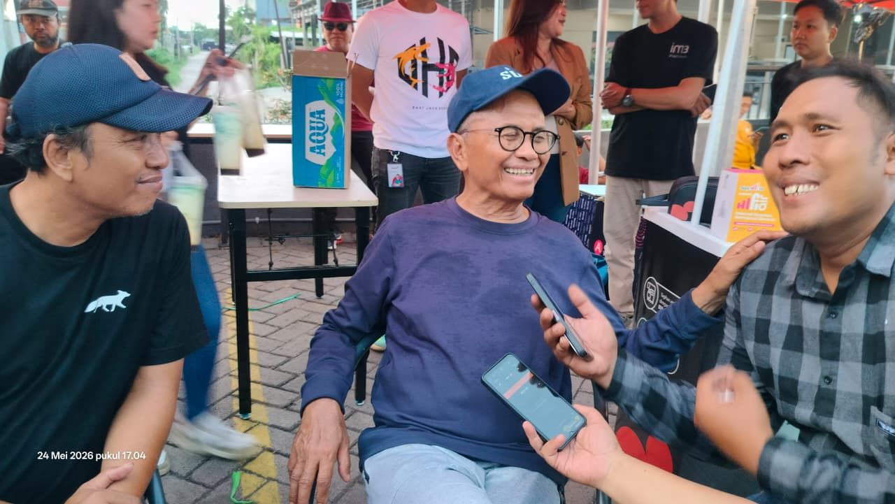 Pengurus AWS Terkejut Dahlan Iskan Hadiri Senam DIS di Gebyar Bazar Rakyat HJKS ke 733