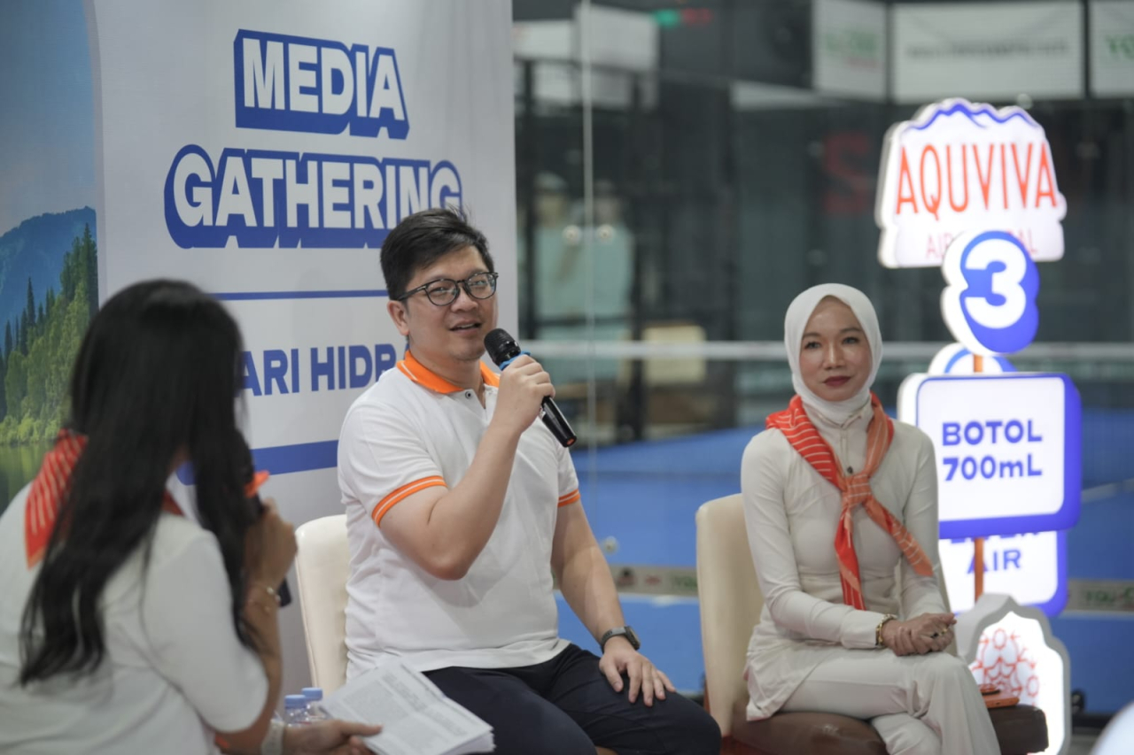 Head of Ready to Drink Beverage WINGS Food, Joshua Gunawan, serta dokter spesialis gizi klinik, dr. Cut M.Gizi, SpGK, FINEM, AIFO-K, CSNC, CHt., sebagai narasumber (Foto: Dok istimewa)